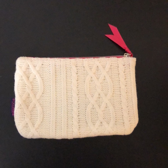 Free L’Occitane Cosmetic Pouch with $25 Cosmetic Purchase - Picture 3 of 5